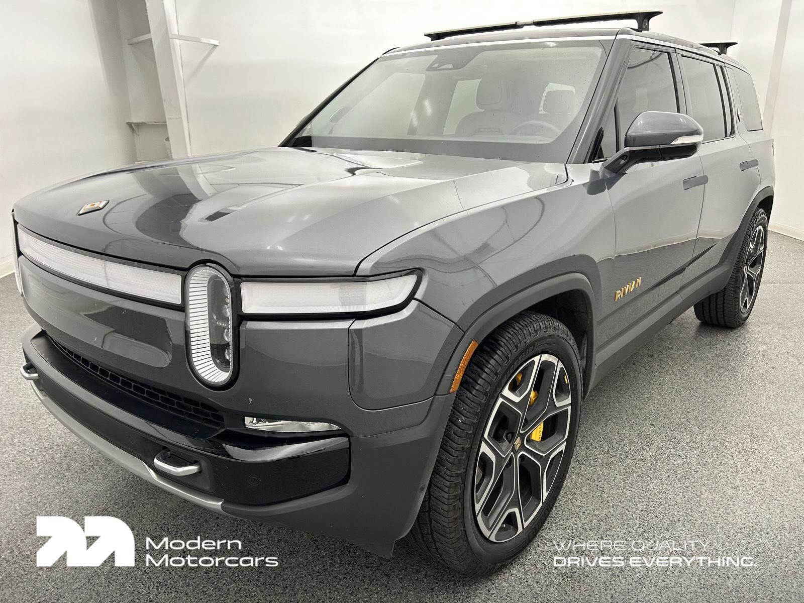 2023 RIVIAN R1S