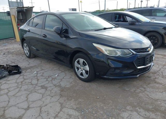 2018 CHEVROLET Cruze