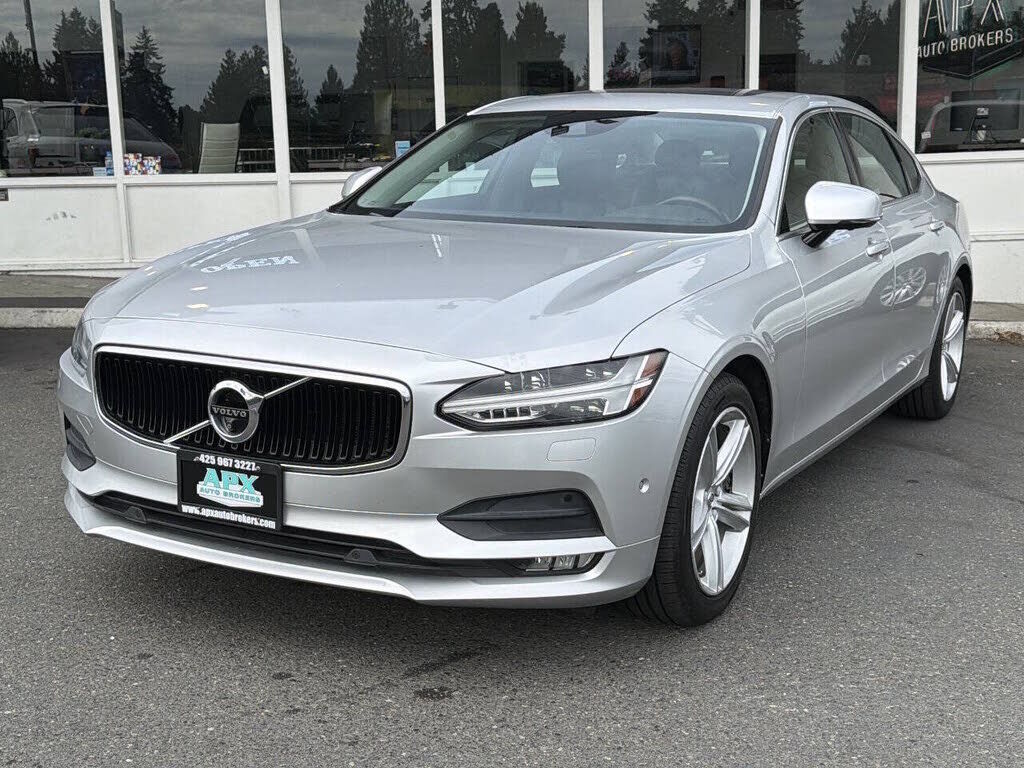 2018 VOLVO S90