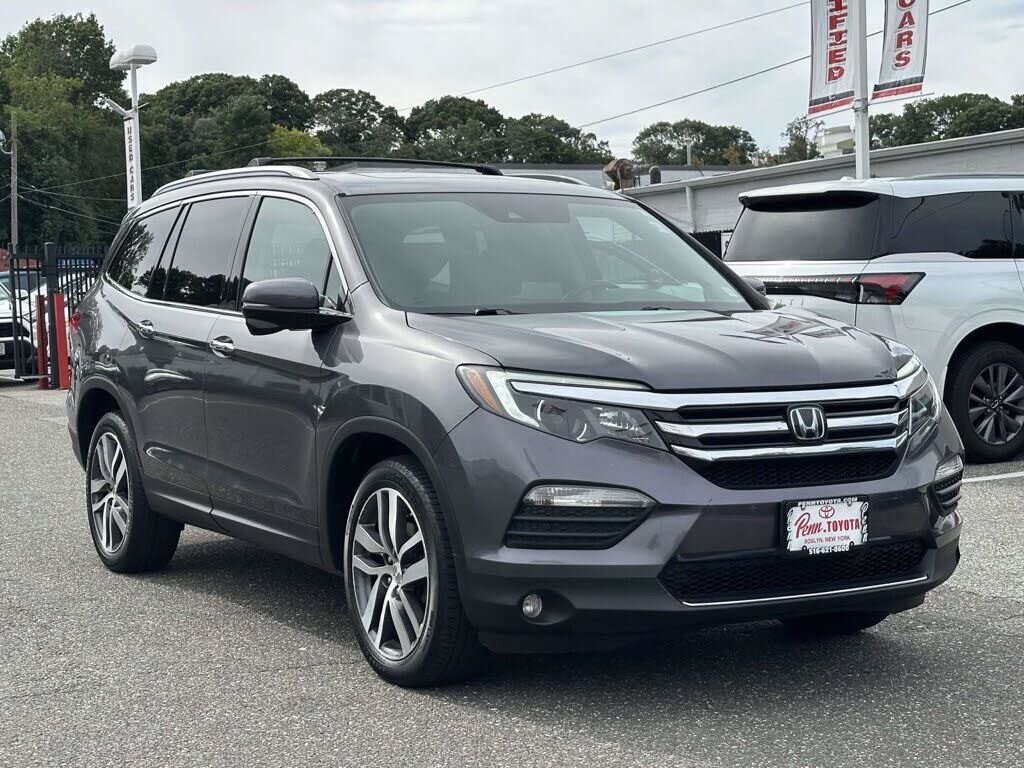 2017 HONDA Pilot