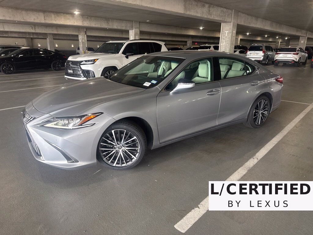 2025 LEXUS ES