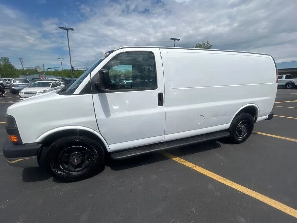 2014 GMC Savana