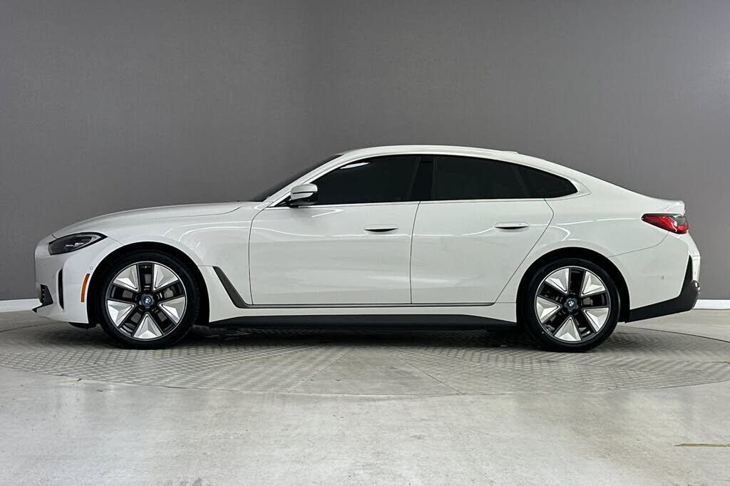 2023 BMW i4