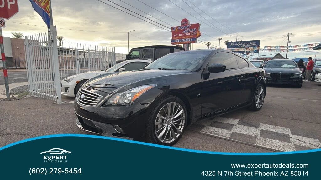 2015 INFINITI Q60
