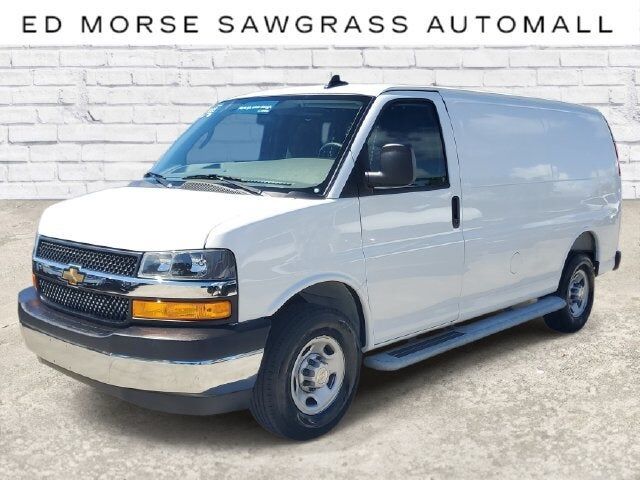 2025 CHEVROLET Express
