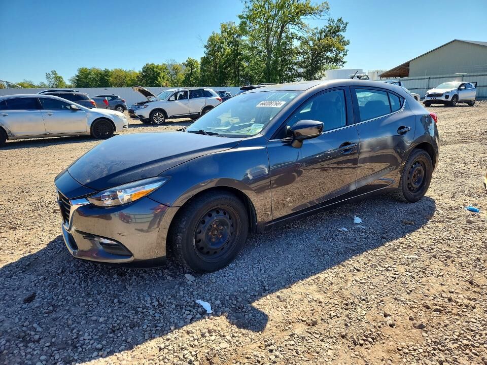 2017 MAZDA Mazda3