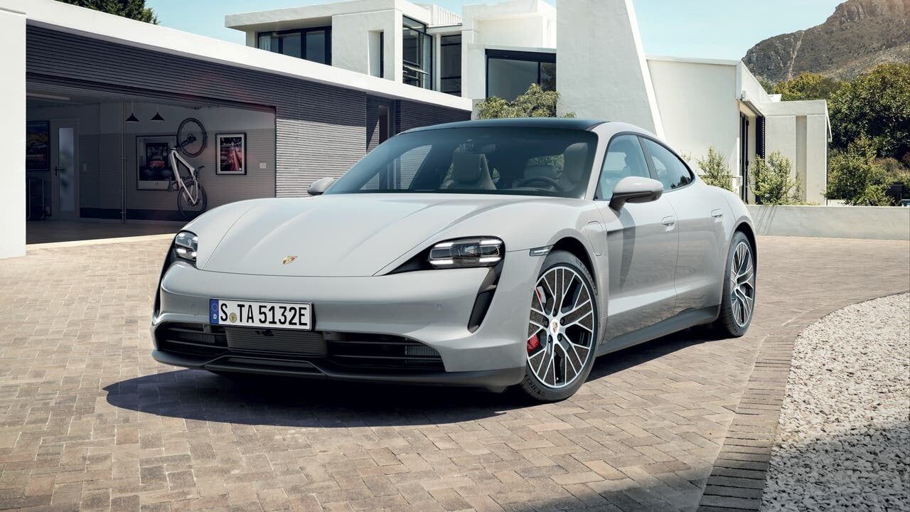 2023 PORSCHE Taycan
