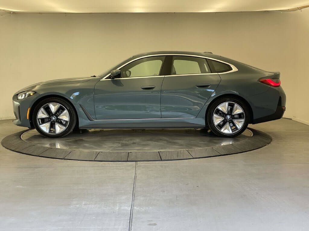 2025 BMW i4