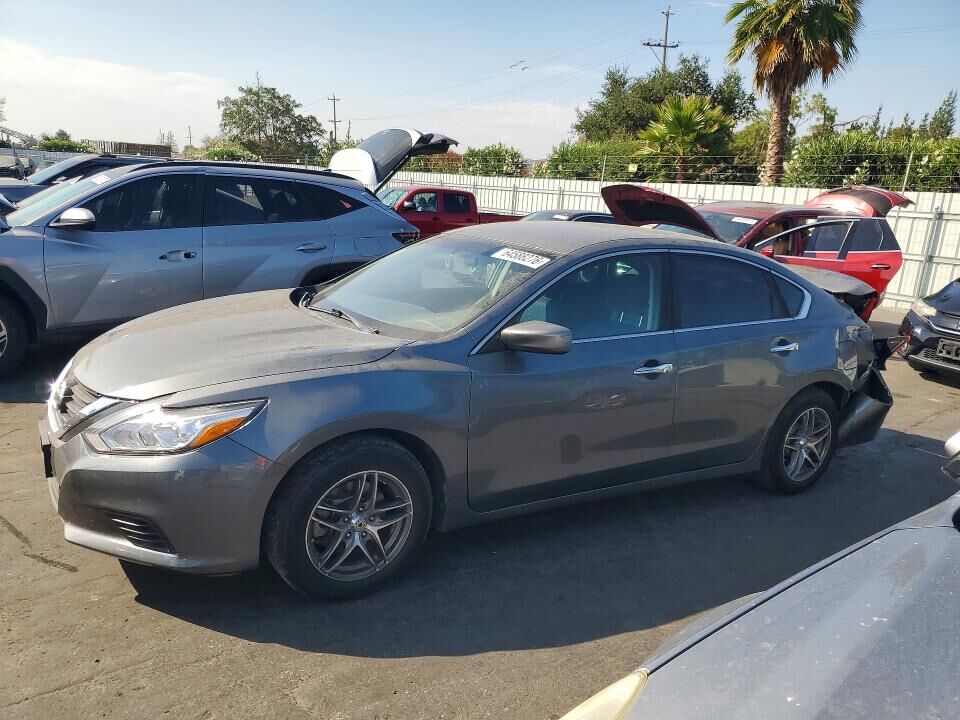 2016 NISSAN Altima