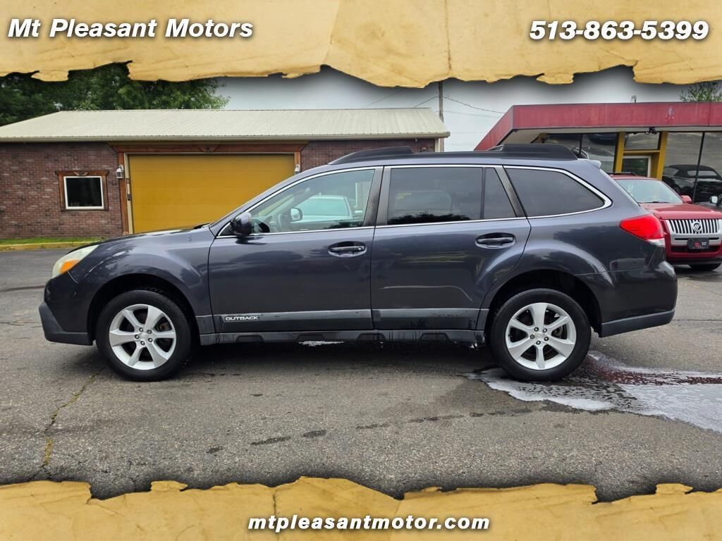 2013 SUBARU Outback