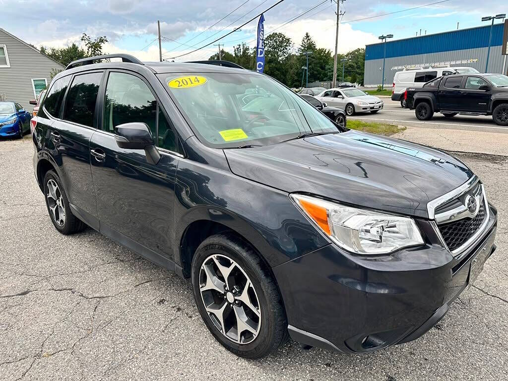 2014 SUBARU Forester
