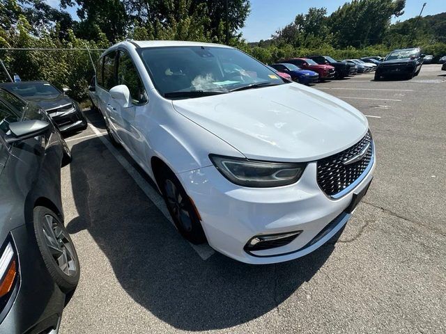 2022 CHRYSLER Pacifica