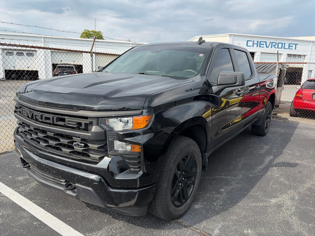 2023 CHEVROLET Silverado
