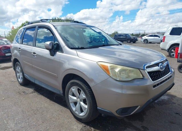 2014 SUBARU Forester
