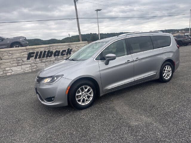2020 CHRYSLER Pacifica