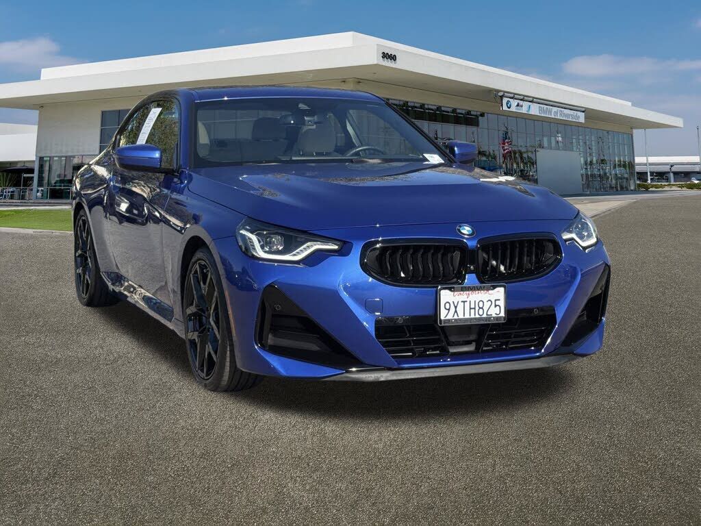 2026 BMW 230i