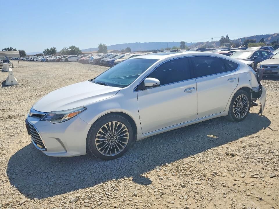 2016 TOYOTA Avalon