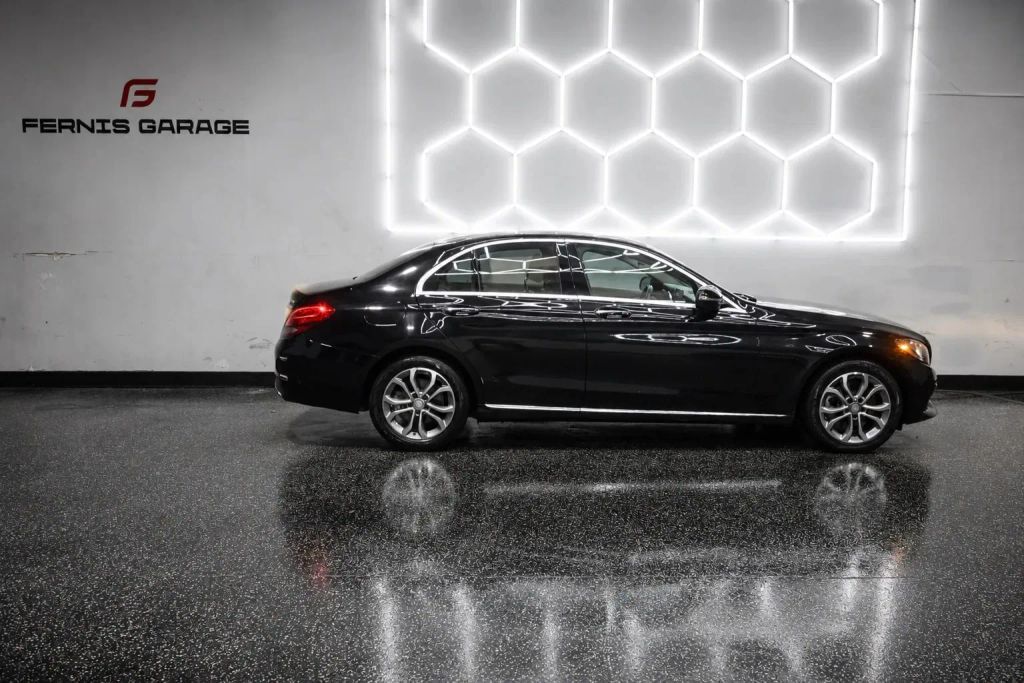2017 Mercedes-Benz C-Class