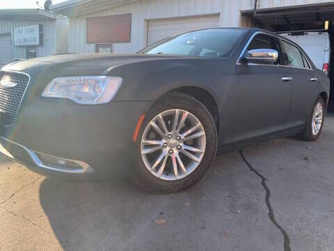 2017 CHRYSLER 300