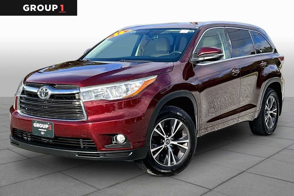 2016 TOYOTA Highlander