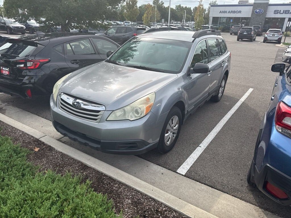 2010 SUBARU Outback