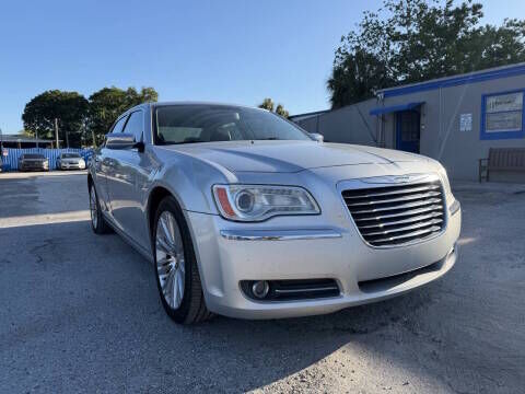 2011 CHRYSLER 300