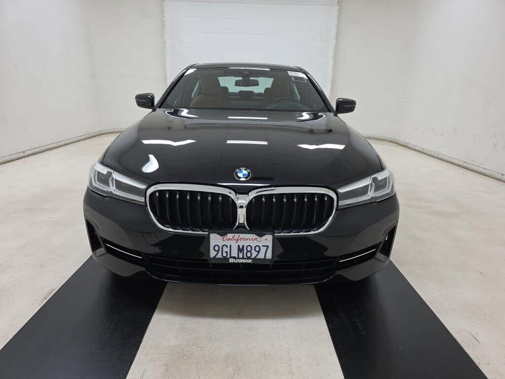 2023 BMW 530i