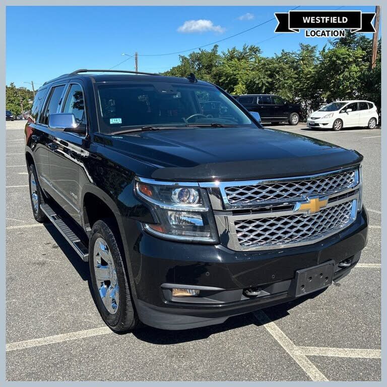 2017 CHEVROLET Tahoe