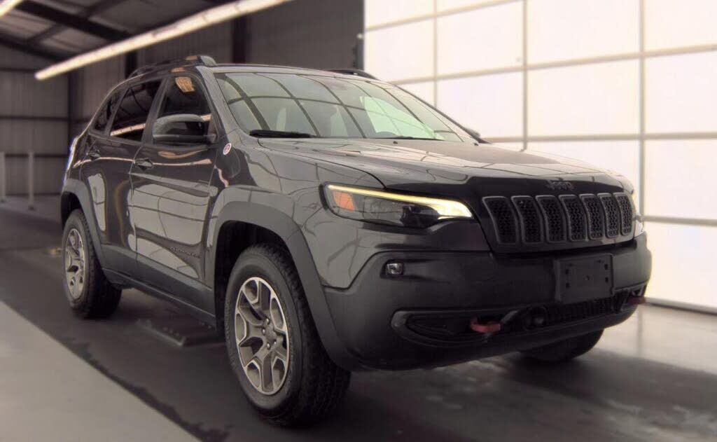2022 JEEP Cherokee