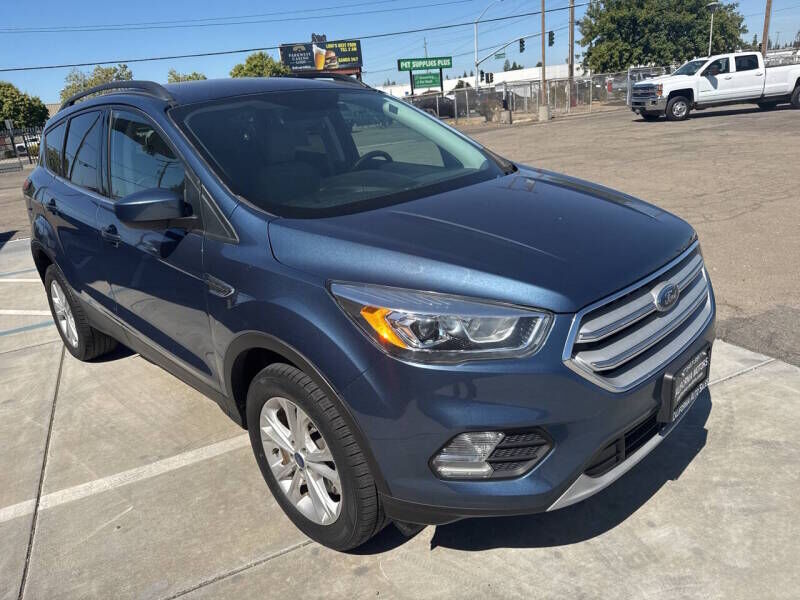2018 FORD Escape