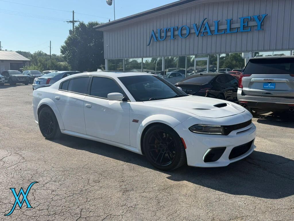 2021 DODGE Charger