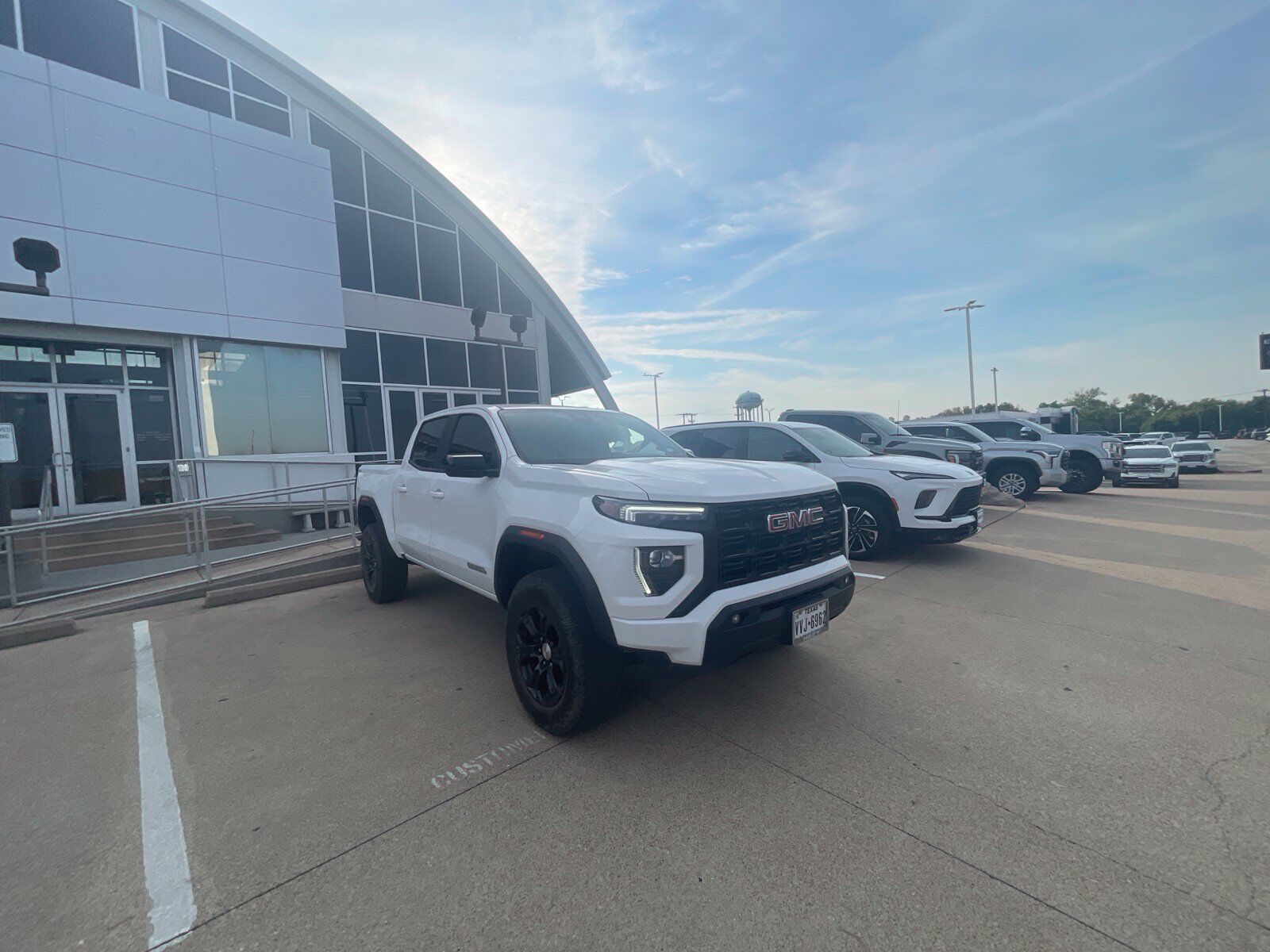 2024 GMC Canyon