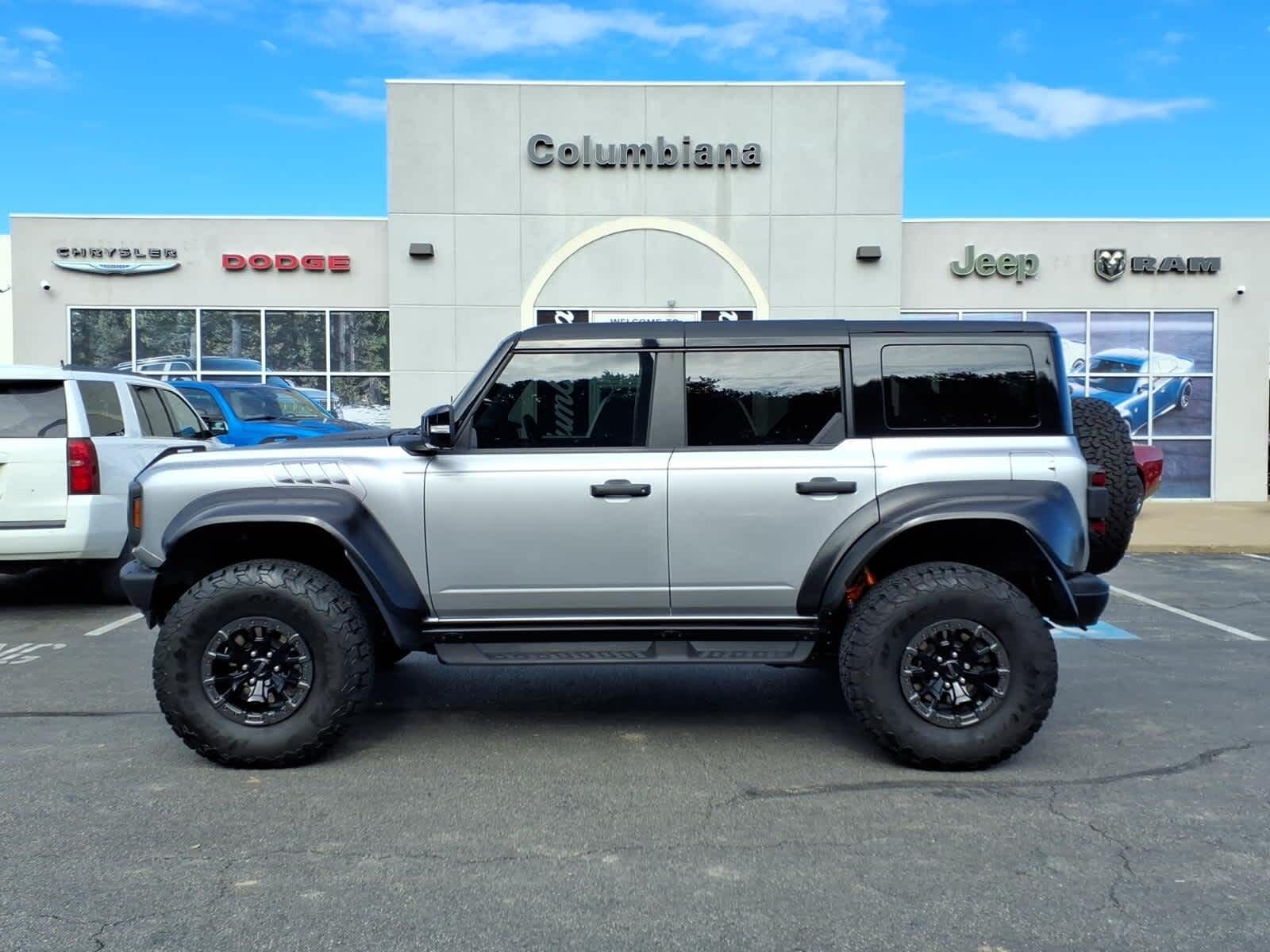 2024 FORD Bronco