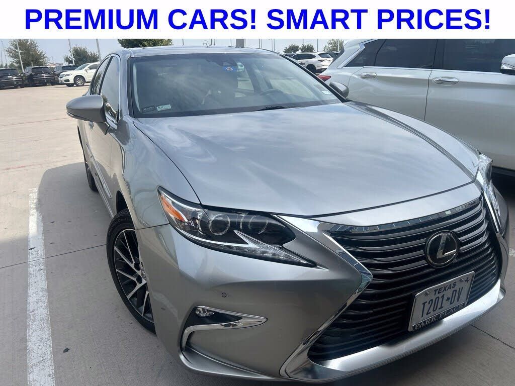 2017 LEXUS ES