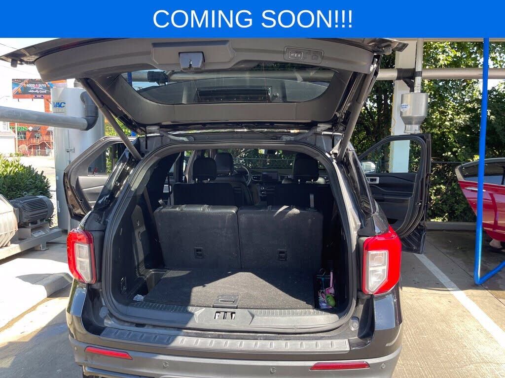 2020 FORD Explorer