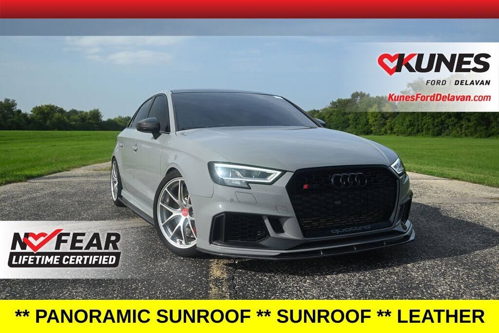 2019 AUDI RS3