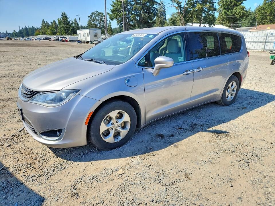2017 CHRYSLER Pacifica