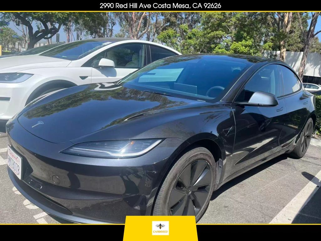 2024 TESLA Model 3