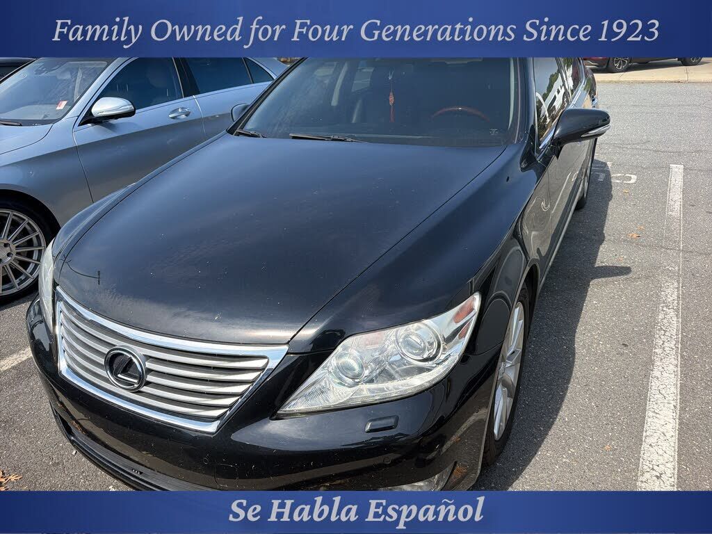 2011 LEXUS LS