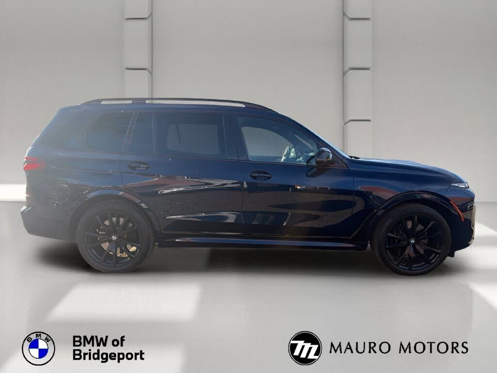 2025 BMW X7