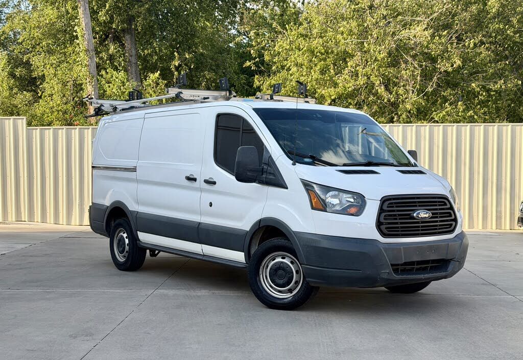 2017 FORD Transit