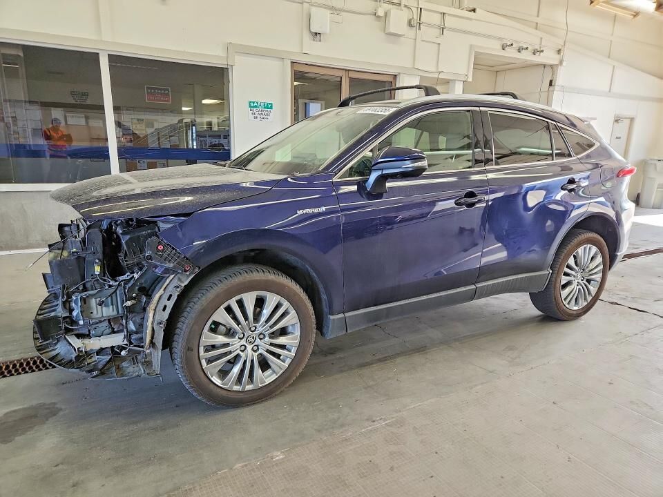 2021 TOYOTA Venza