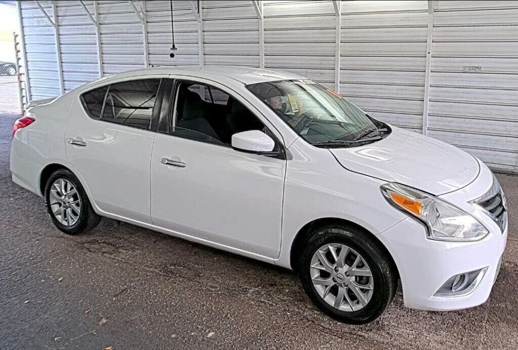 2018 NISSAN Versa