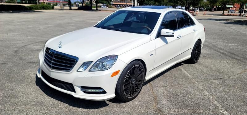 2012 MERCEDES-BENZ E-Class