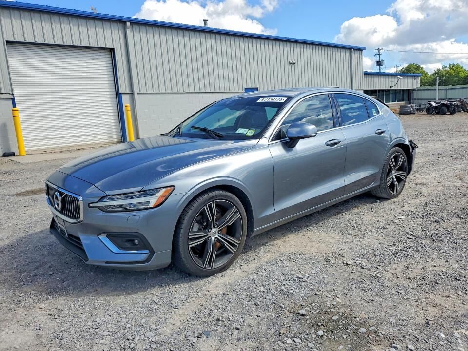 2019 VOLVO S60