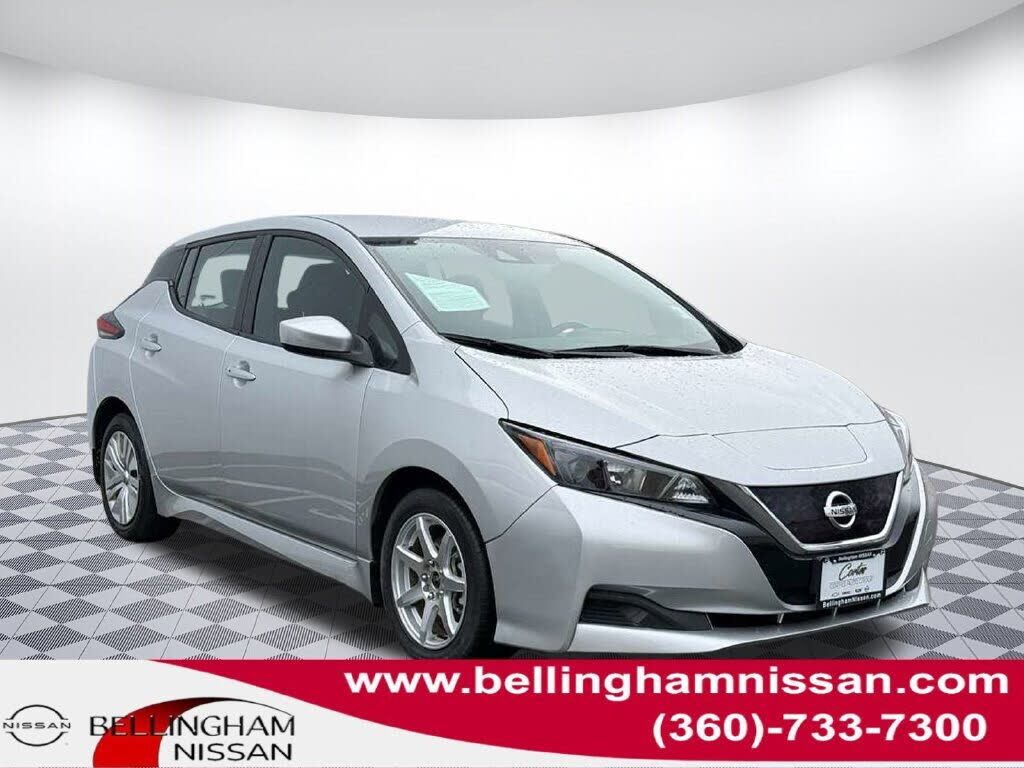 2022 NISSAN Leaf