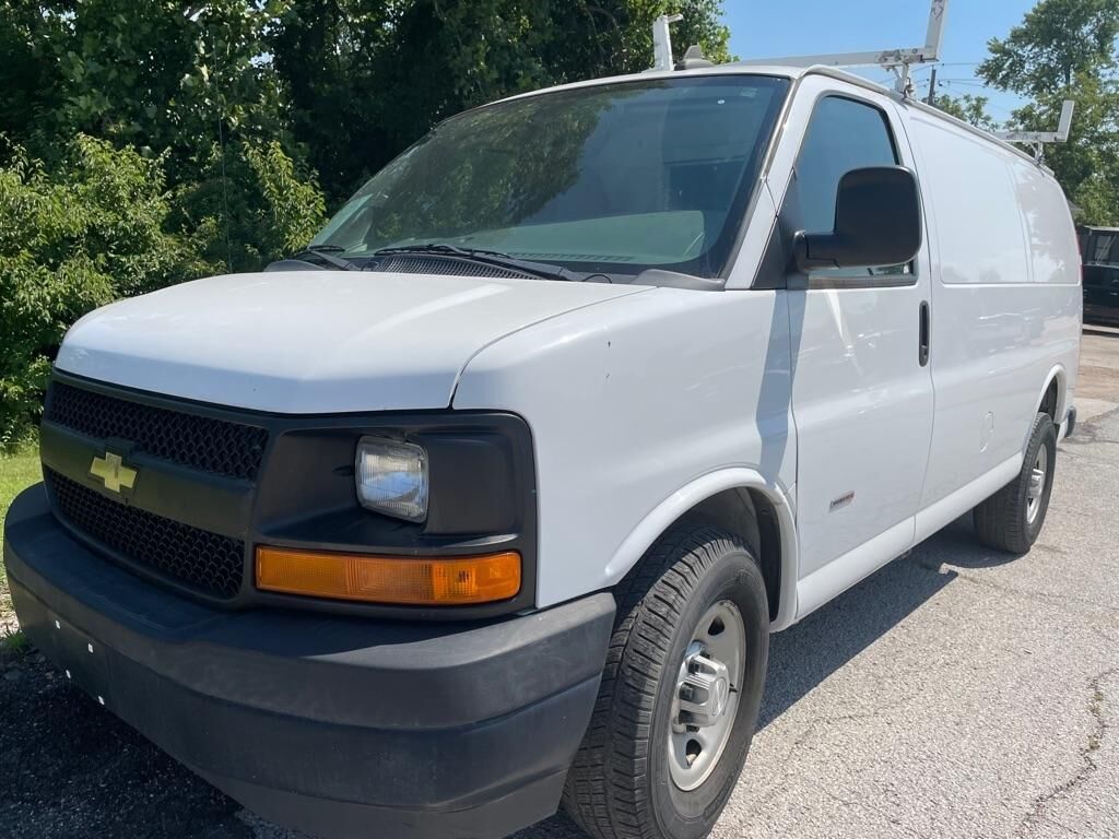 2017 CHEVROLET Express