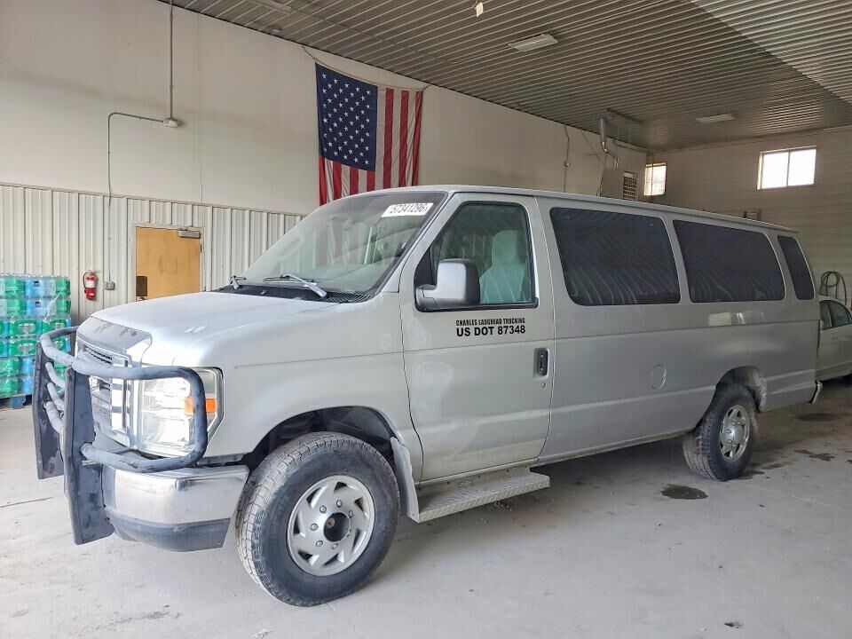 2011 FORD E-350