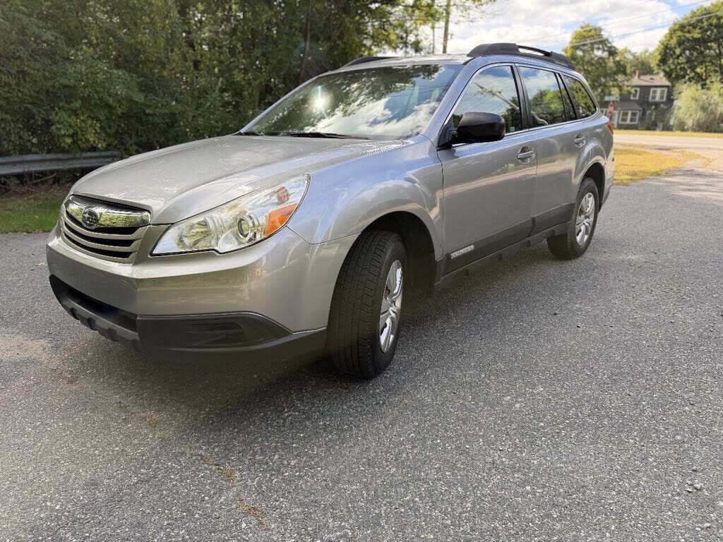 2010 SUBARU Outback