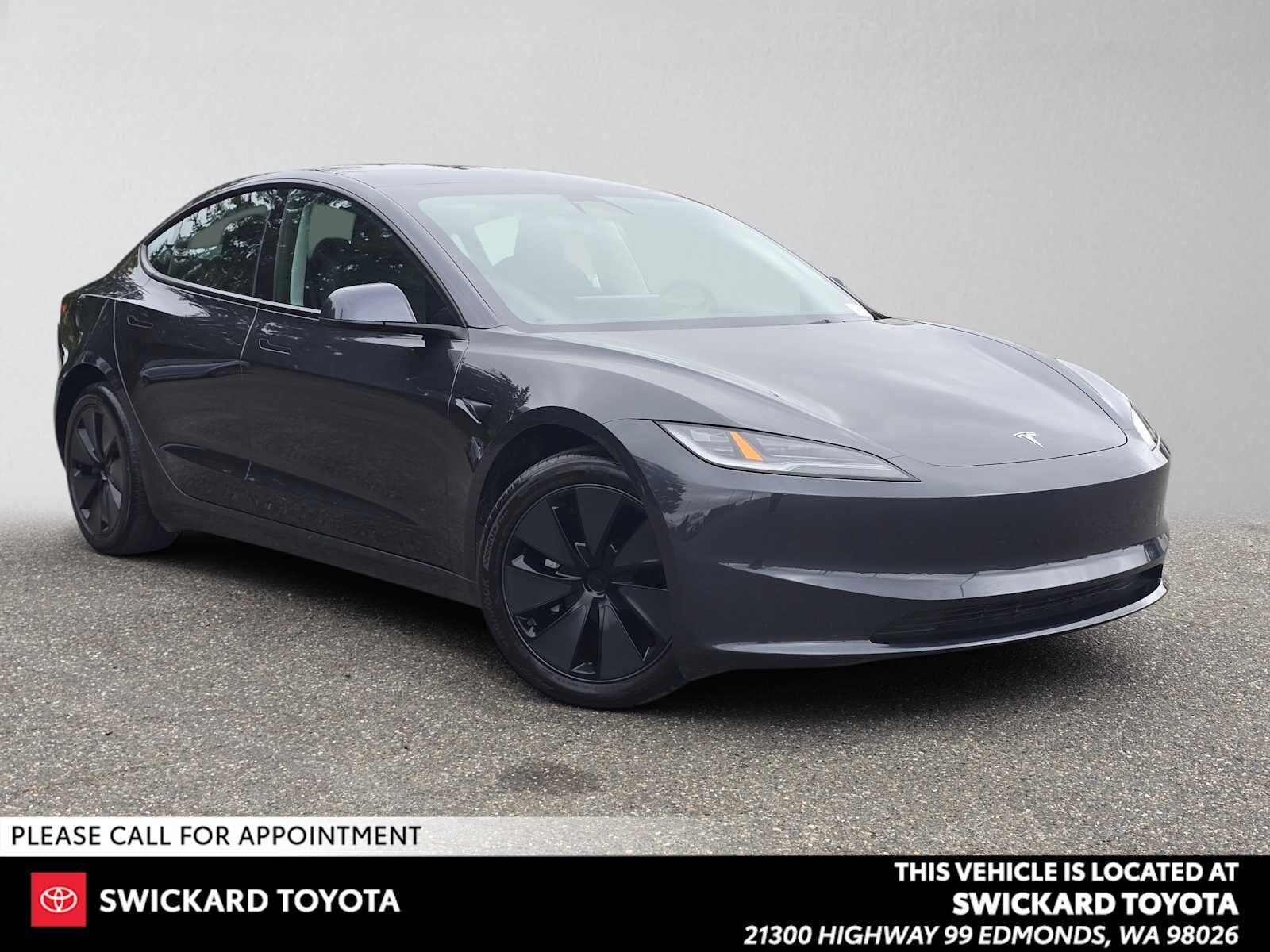 2025 TESLA Model 3